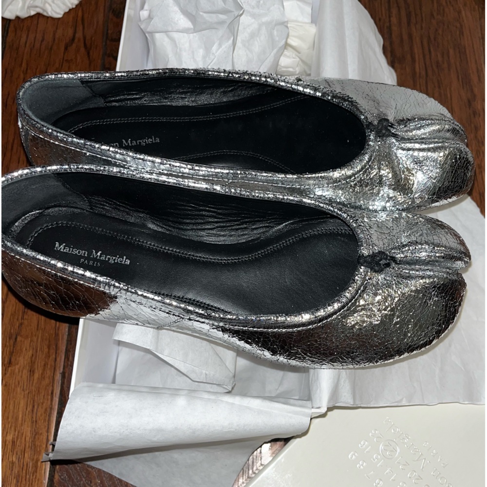 MAISON MARGIELA TABI BROKEN MIRROR FLATS